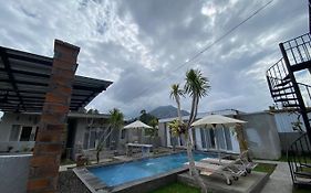 Batur Homestay And Lodge
